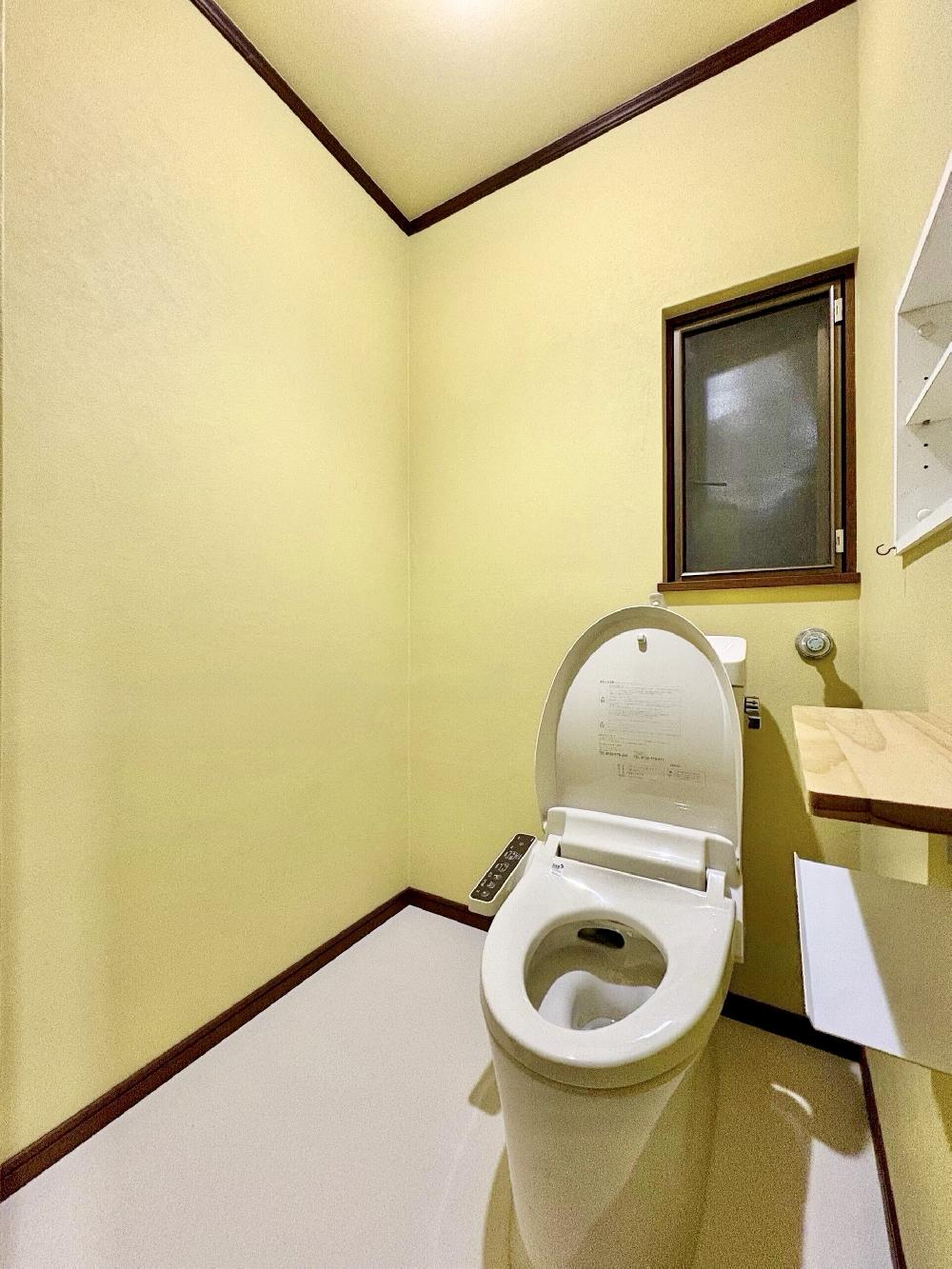 トイレの棚を撤去して、掃除楽な空間へ